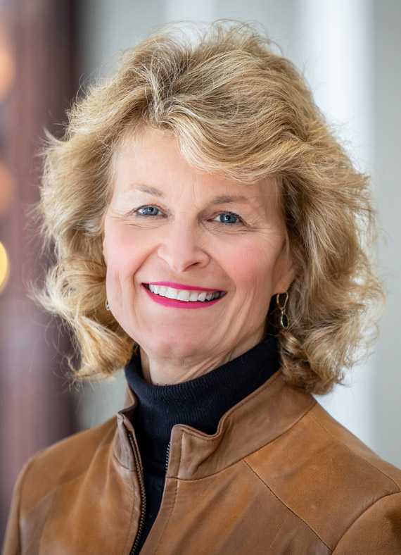 Dr. Kathi Tunheim - Vice Chair in Corus World Health
